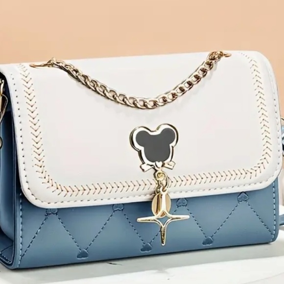 Disney Mickey Stylish Crossbody Bag with Chain ,White Detailed Flap Handbag--NWT - Picture 5 of 6